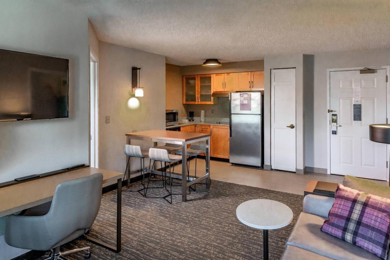 Residence Inn By Marriott Anchorage Midtown Екстер'єр фото