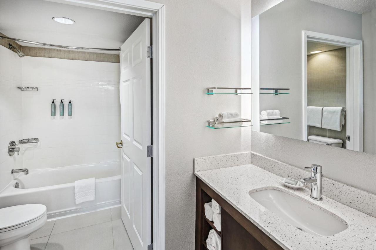 Residence Inn By Marriott Anchorage Midtown Екстер'єр фото