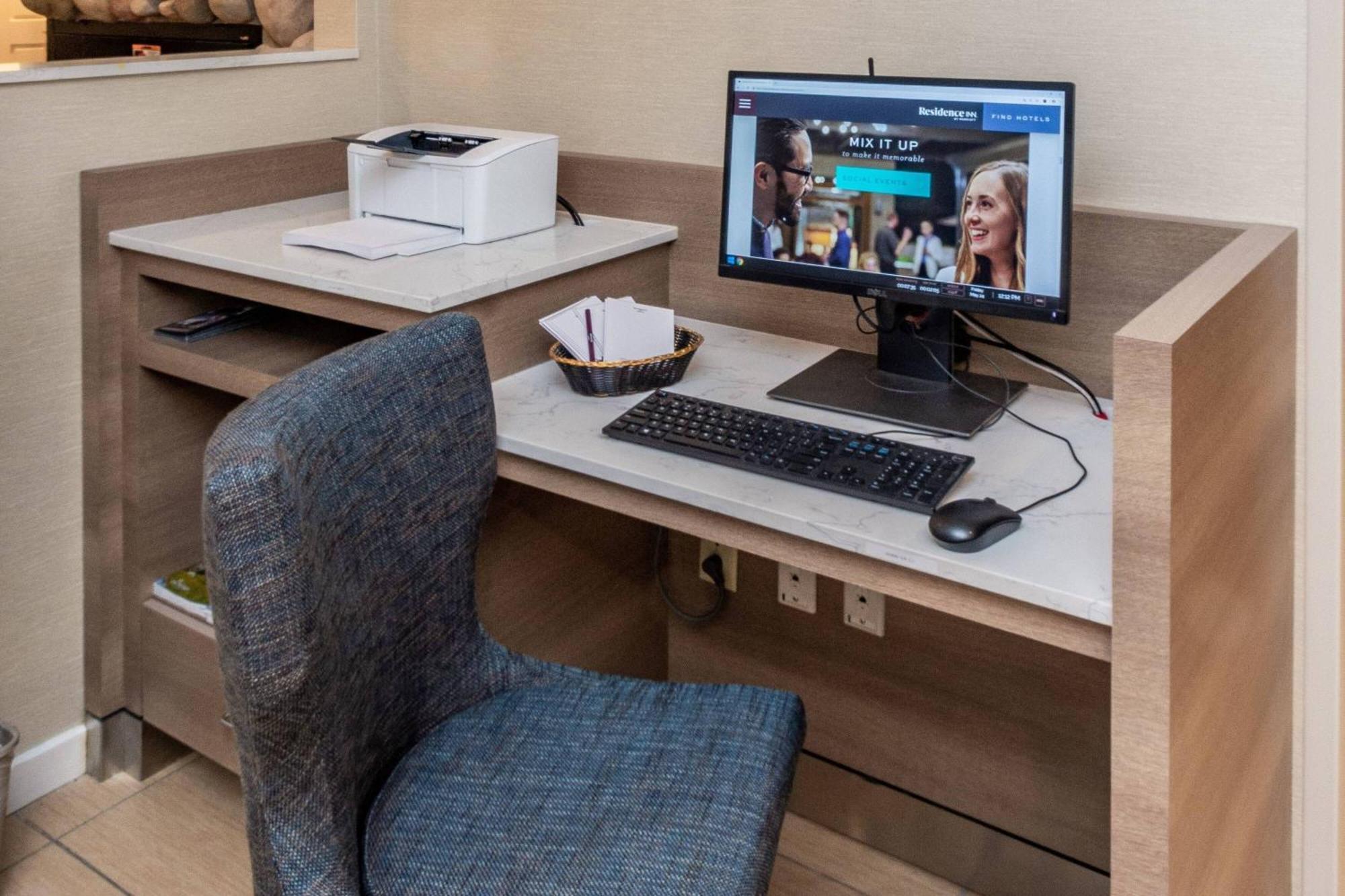 Residence Inn By Marriott Anchorage Midtown Екстер'єр фото